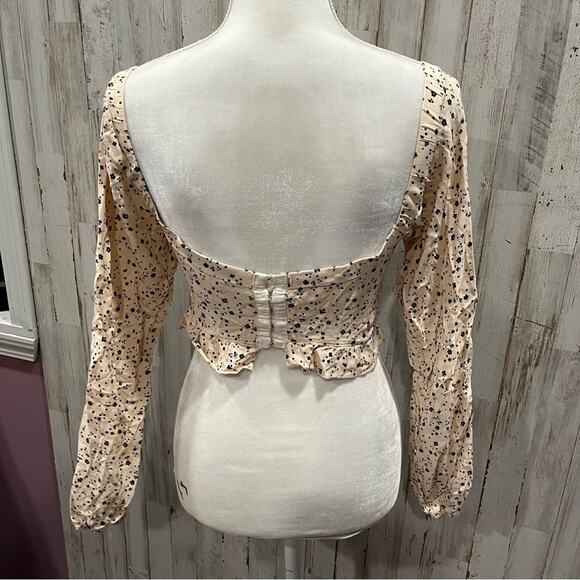 Urban Romantics Cream Ditzy Floral Mermaid Crop Top Tie Front Size Juniors Med - Picture 4 of 9